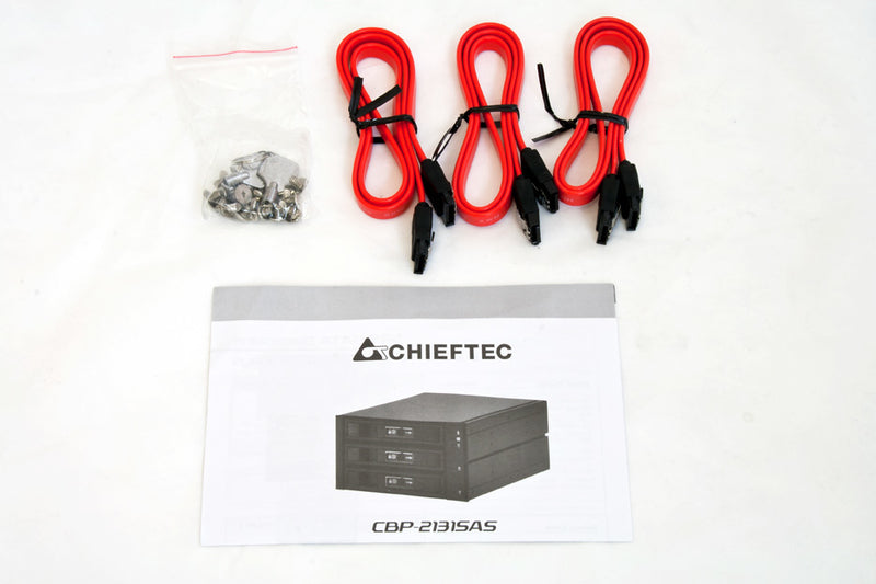 Chieftec CBP-2131SAS - Gehäuse für Speicherlaufwerke mit Lüfter - 2,5" / 3,5" gemeinsam genutzt (6,4 cm/8,9 cm gemeinsam genutzt)