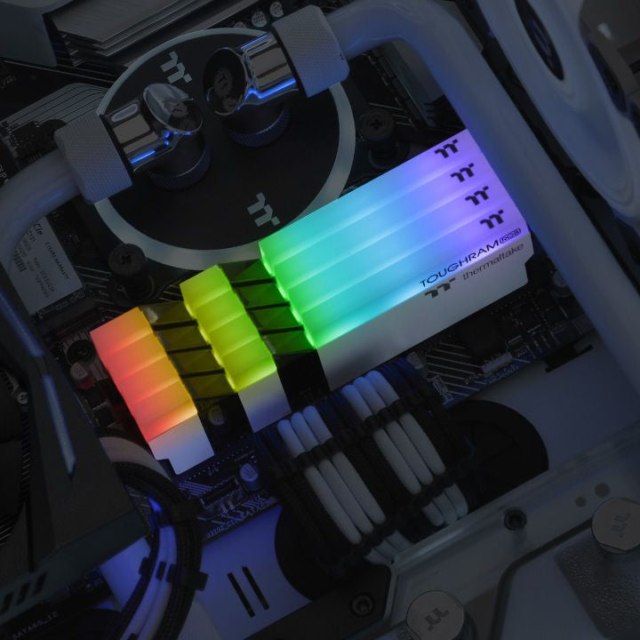 Thermaltake TOUGHRAM RGB - DDR4 - kit - 32 GB: 2 x 16 GB
