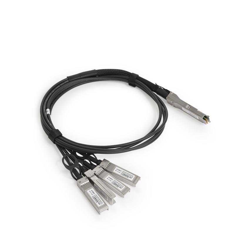 Global Hardware Solutions 40GBASE-CR4 QSFP+ to 4x10GBASE-CU SFP+ PC 1M