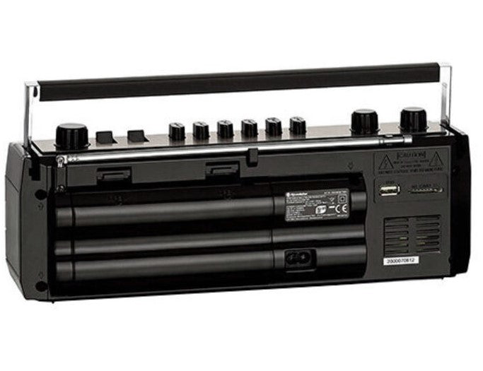 Roadstar Management RCR-3025EBT/RD Tragbarer Kassettenspieler Fühlbare Tasten Aufnahmefunktion Inkl